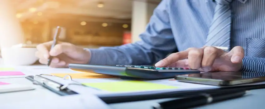 Unifica reportes en sucursales con servicios de outsourcing y control contable